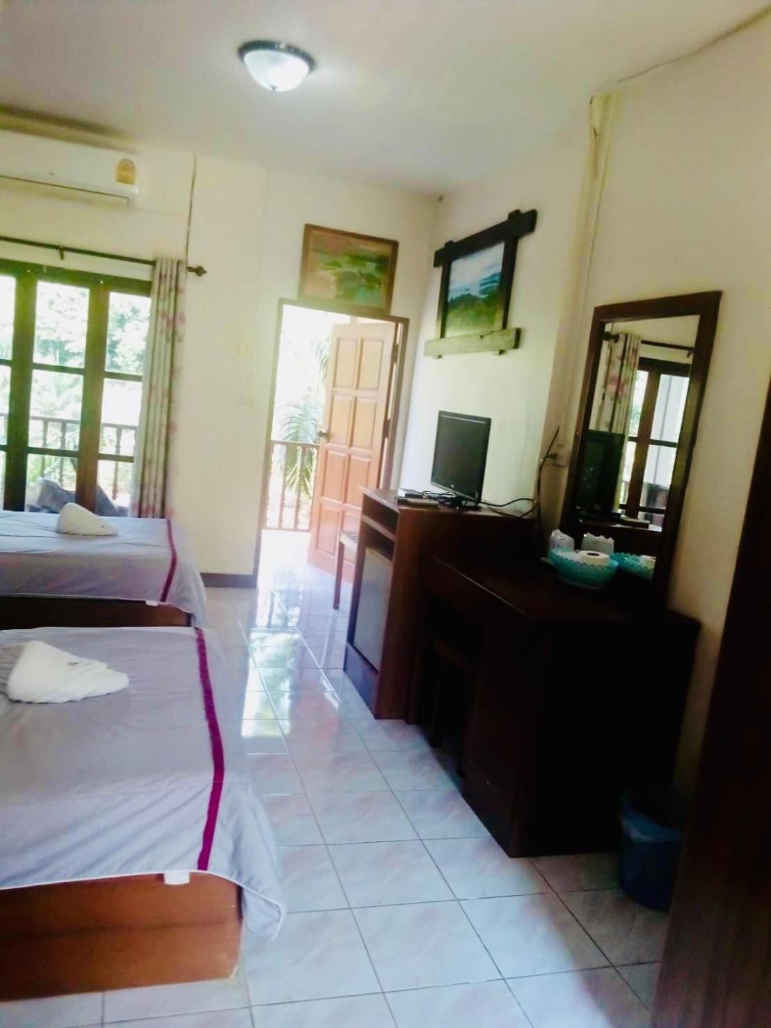 Baan Pak Rim Kuaen Resort Ban Chieo Ko Экстерьер фото